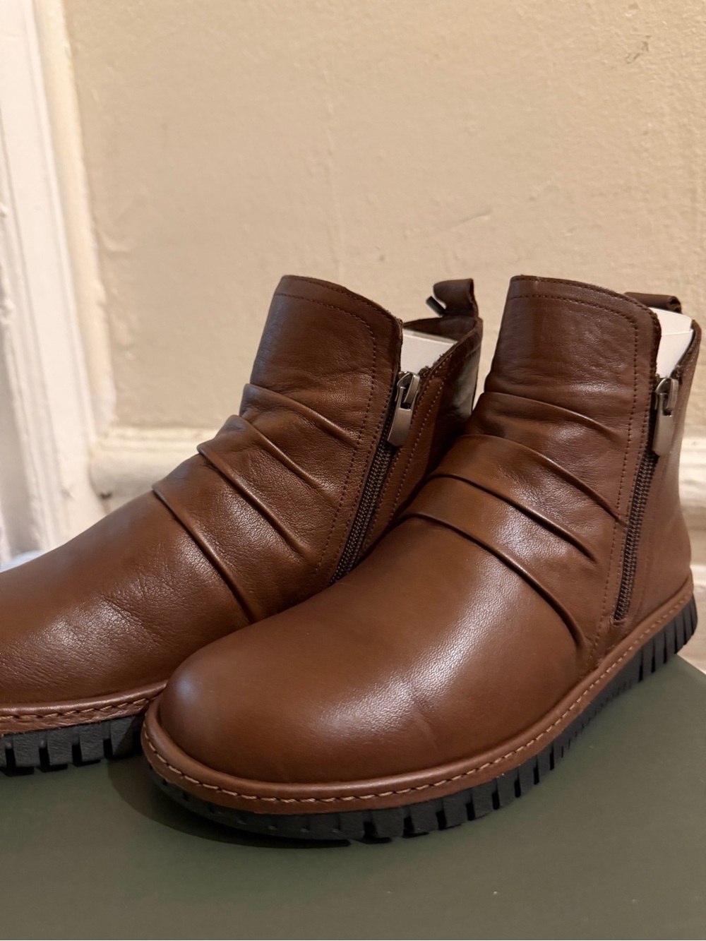 Flax Brown Women's Leather Ankle Booties with Side Zipper